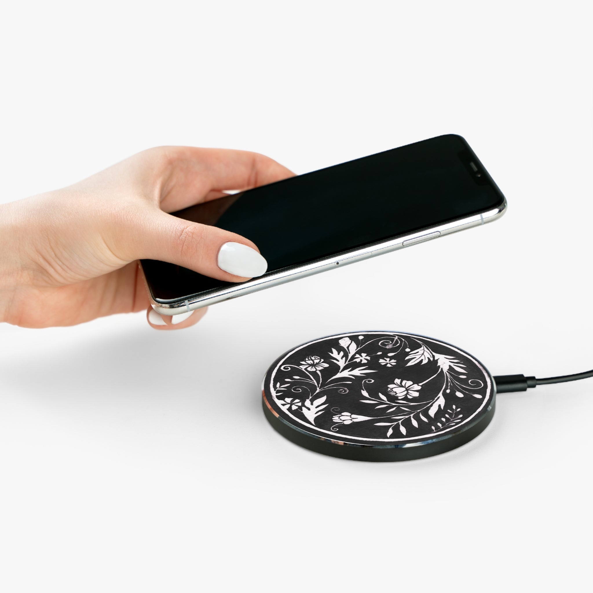 Blooming Black Wireless Charger